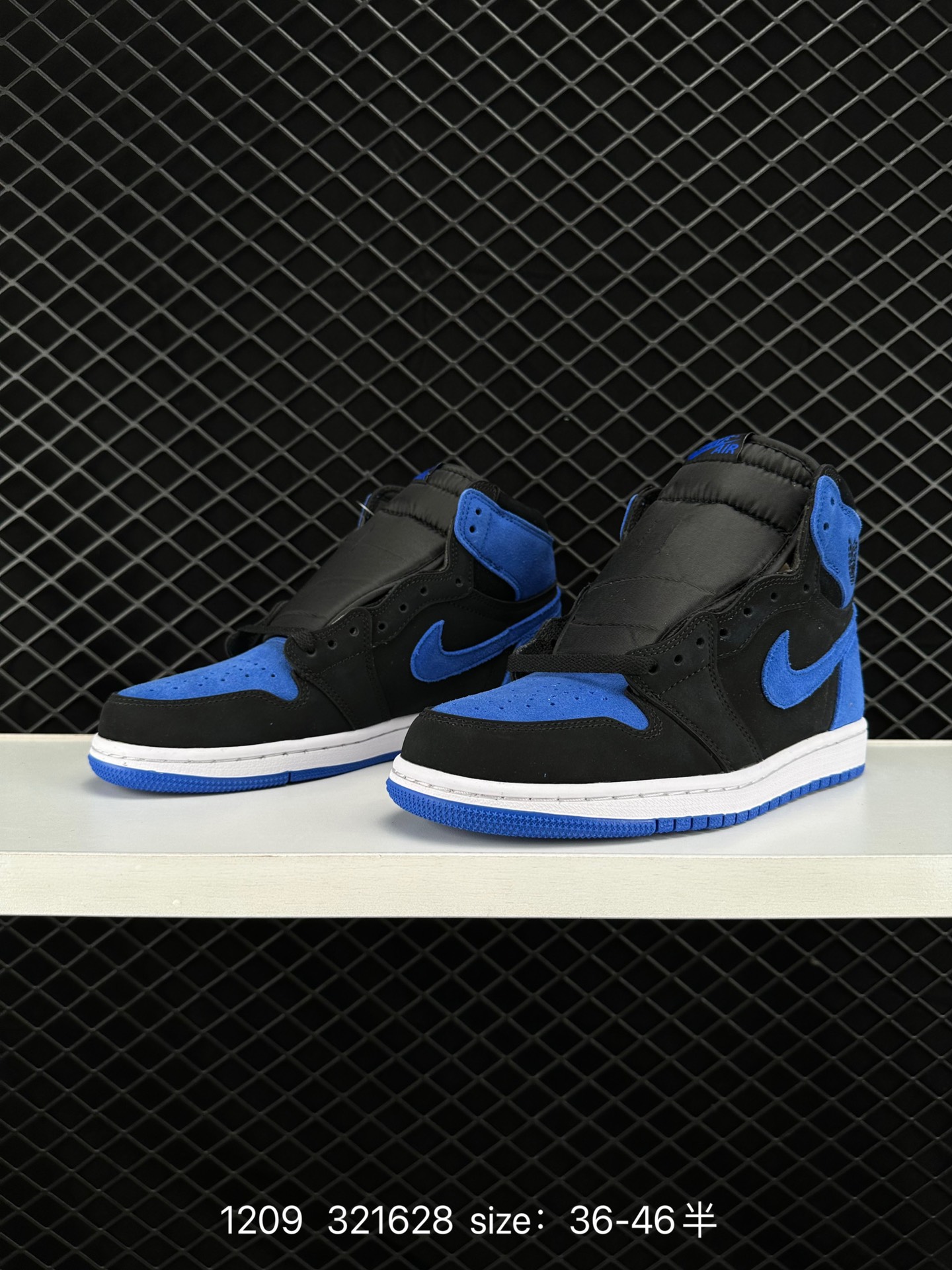 Nike Air Jordan 1 Retro High OG”Black/White“